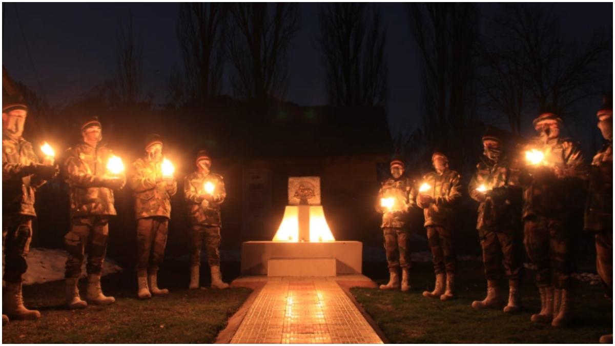 army_pic_candle
